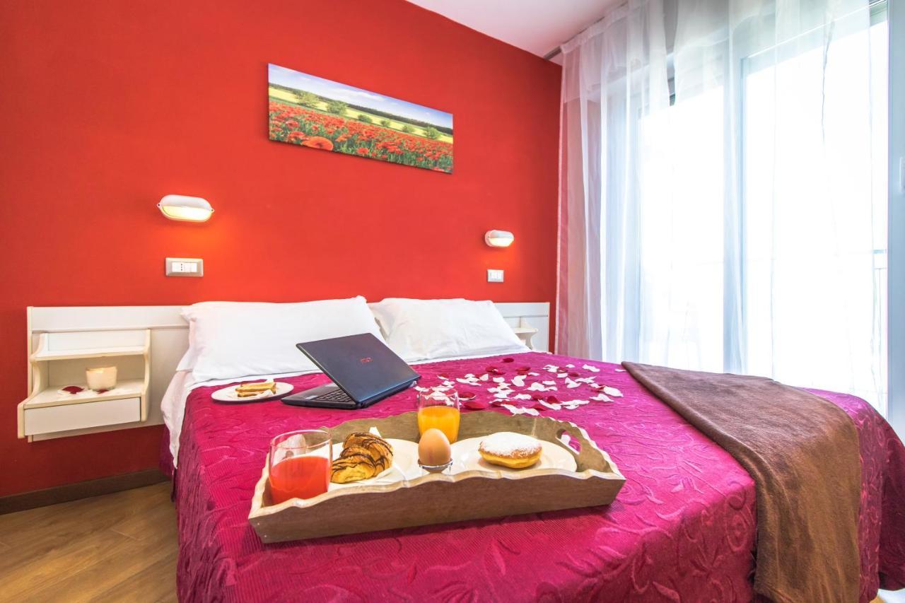 Hotel London Cattolica Buitenkant foto