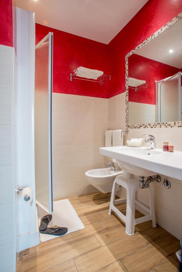 Hotel London Cattolica Buitenkant foto